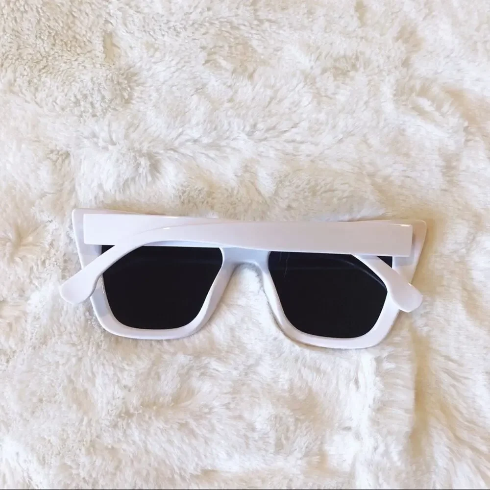 Stylens sophisticated classy